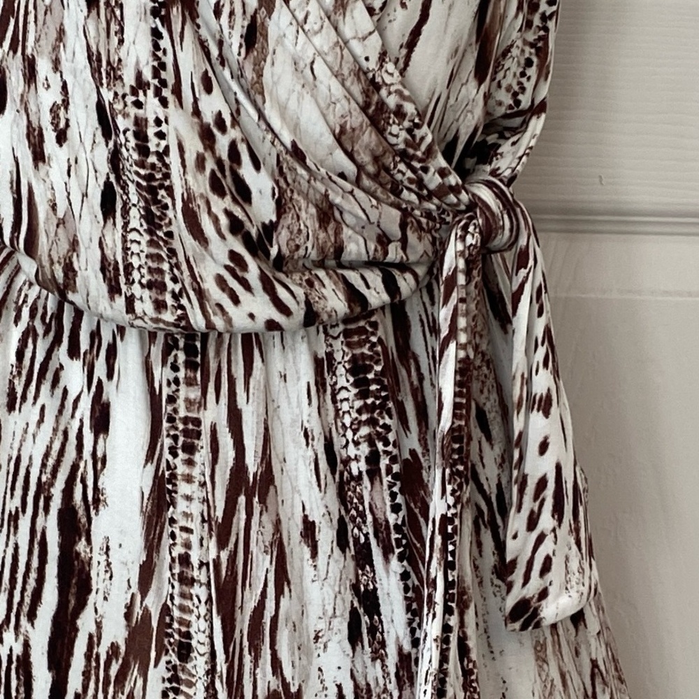 Tahari Jumpsuit Medium - Picture 2 of 11
